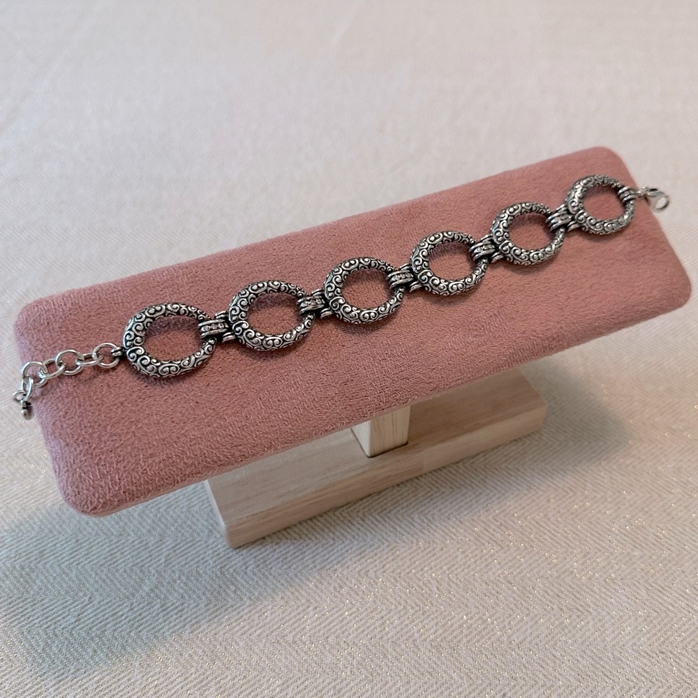 Retired Brighton Bracelet Cher Jazz Silver Swirls Crystal Links Romantic Western - Picture 1 of 11